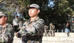 最新军训爆料文案短句,揭秘最新爆料短句背后的热血青春